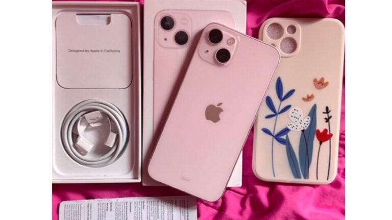 iPhone 13 Pink